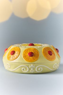 Yule Stoneware Pie Keeper