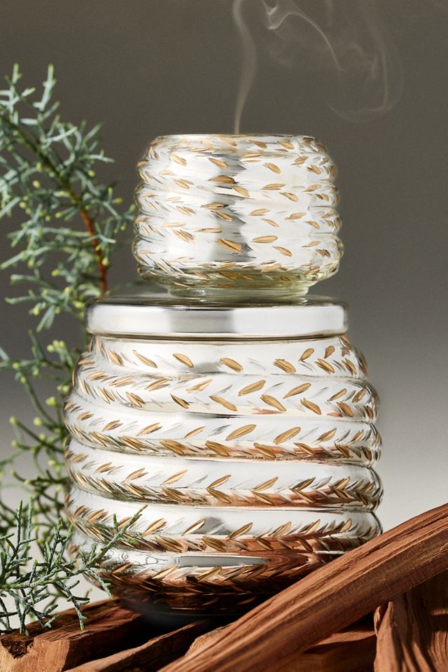 Bougie Gather par Anthropologie : Guirlande givrée boisée #1