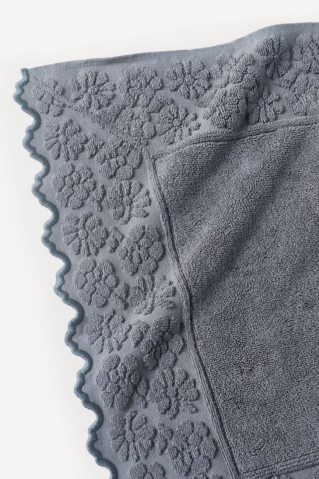Cotton Floral Woven Cutwork Bath Mat #1