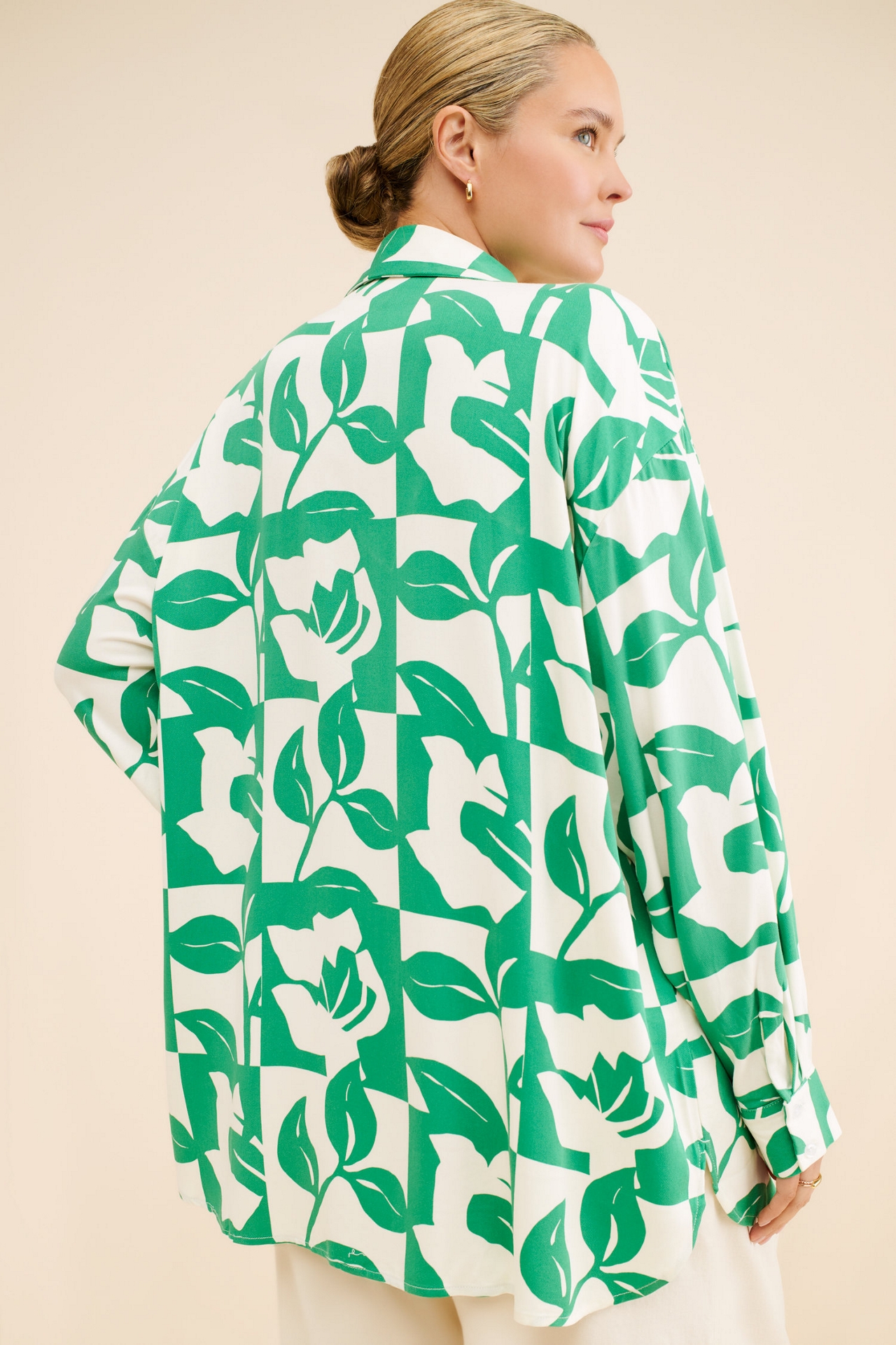 Eloquii Relaxed Long Sleeve Button Down Shirt