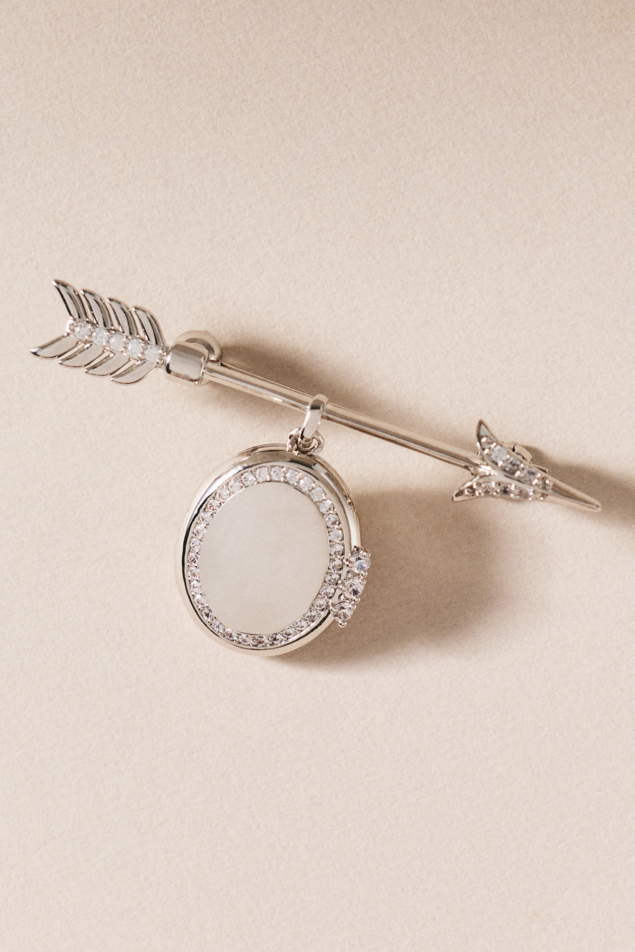 Nadri Ceremony Lock Arrow Pin
