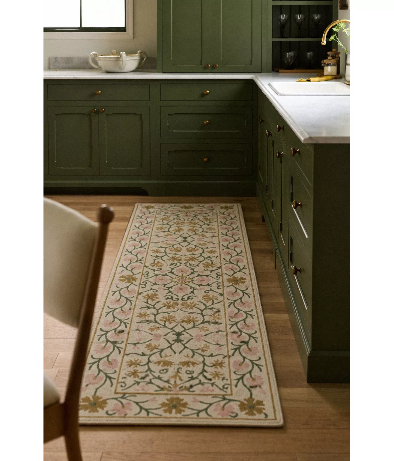 Maria Tufted Wool Persian-Inspired Rug