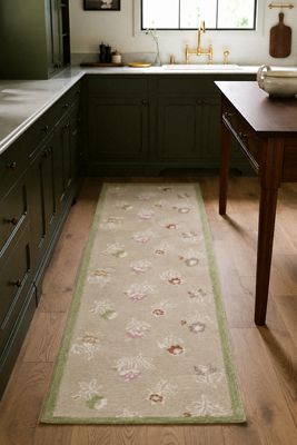 Nani Tufted Wool Floral Rug