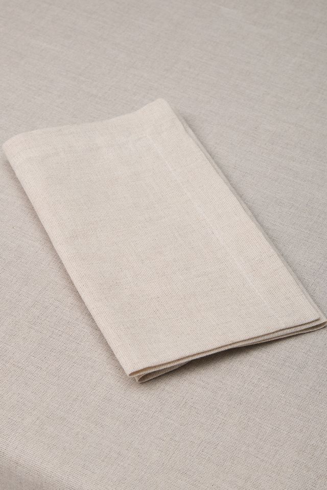 Piglet in Bed European Linen Napkins, Set of 4 #2