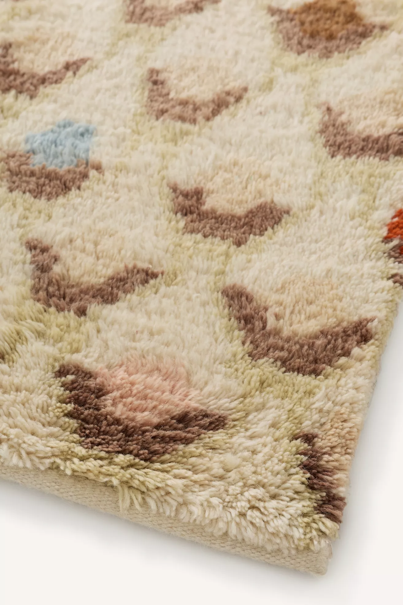 Amity Geometric Wool Shag Rug - thumbnail 3