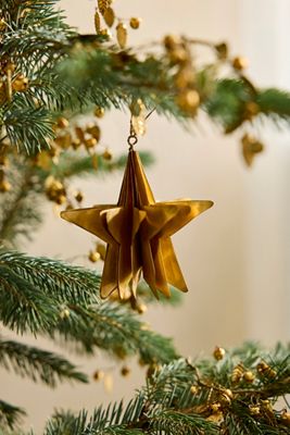 Dimensional Brass Star Ornament