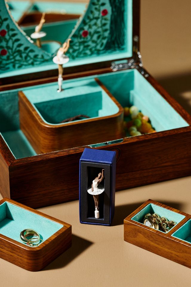 入手困難　Veronique LUX ミニチュア クローゼットBOXセット Wolf 1834 Ballet Musical Wood Veneer Jewelry Box | AnthroHome