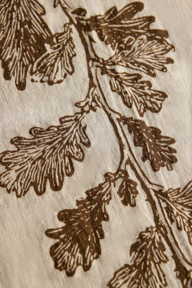 Oak Vine Linen Tablecloth #1