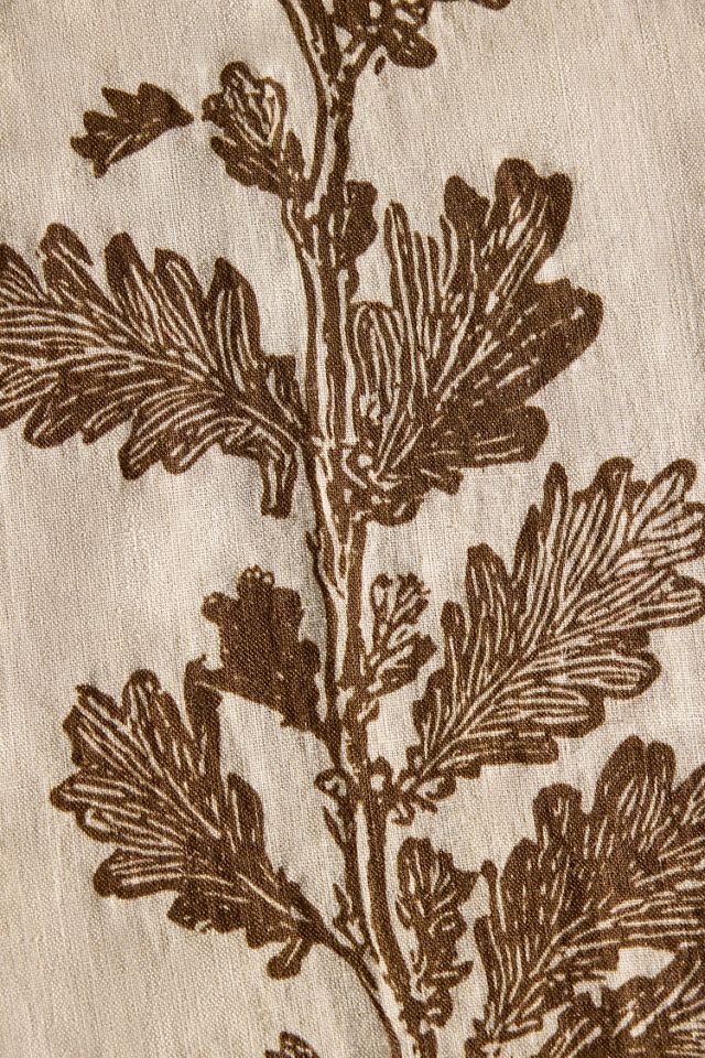 Oak Vine Linen Runner #1