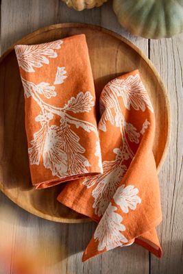 Oak Vine Linen Napkins, Set of 2