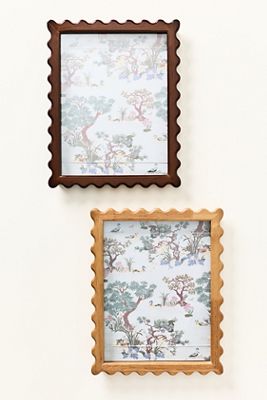 Wavy Wooden Art Frame