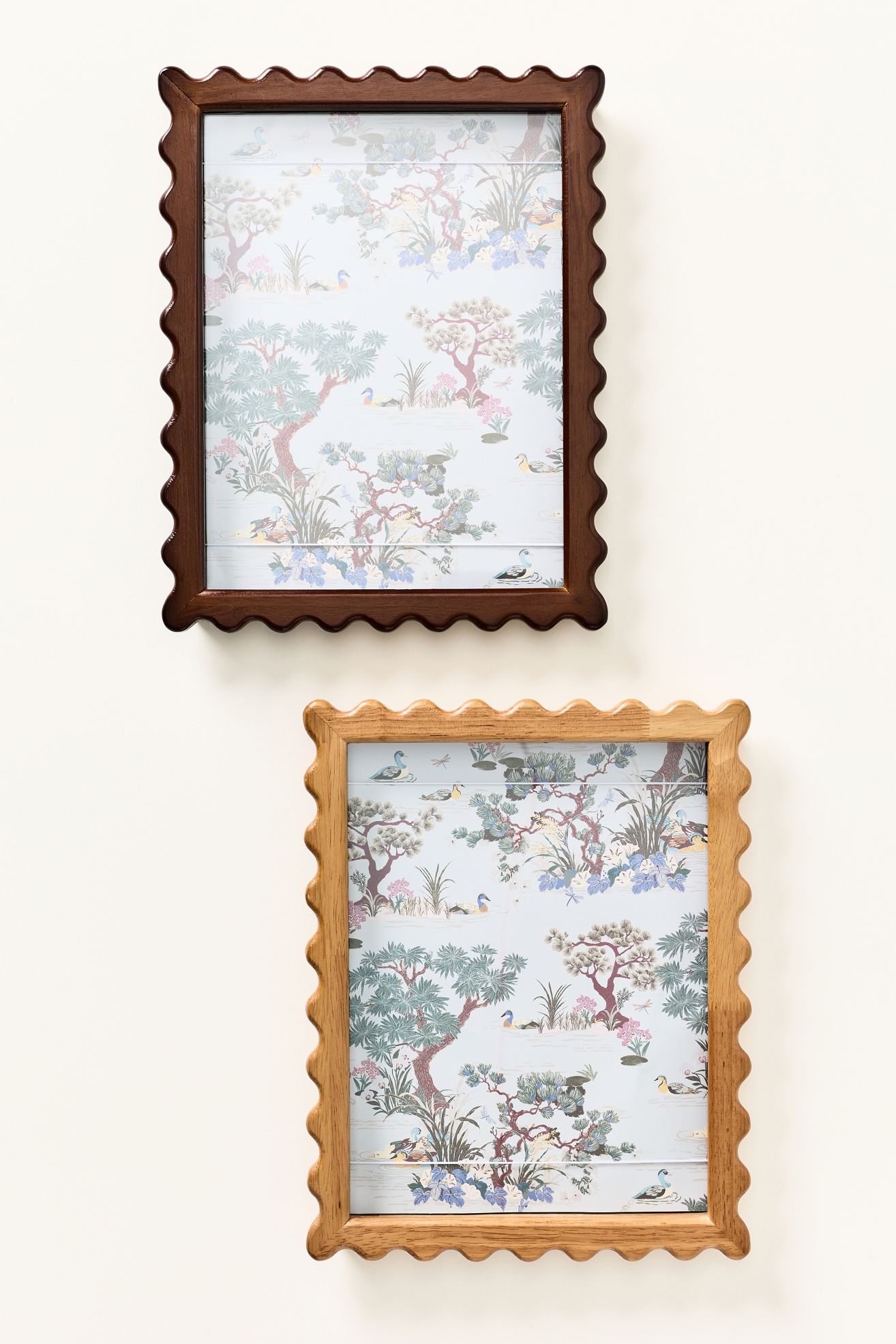 Wavy Wooden Art Frame - Dark Wood, One Size