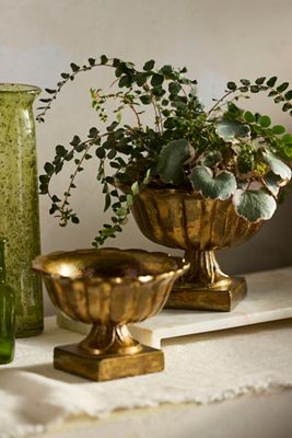 Golden Ruffle Rim Urn Planter
