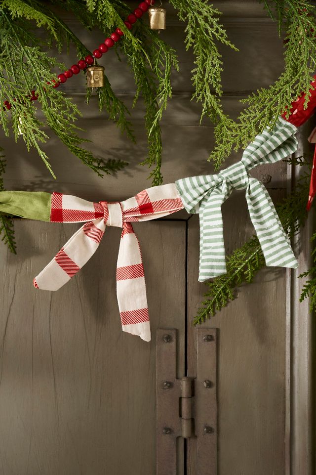 Merry Bow Garland #1