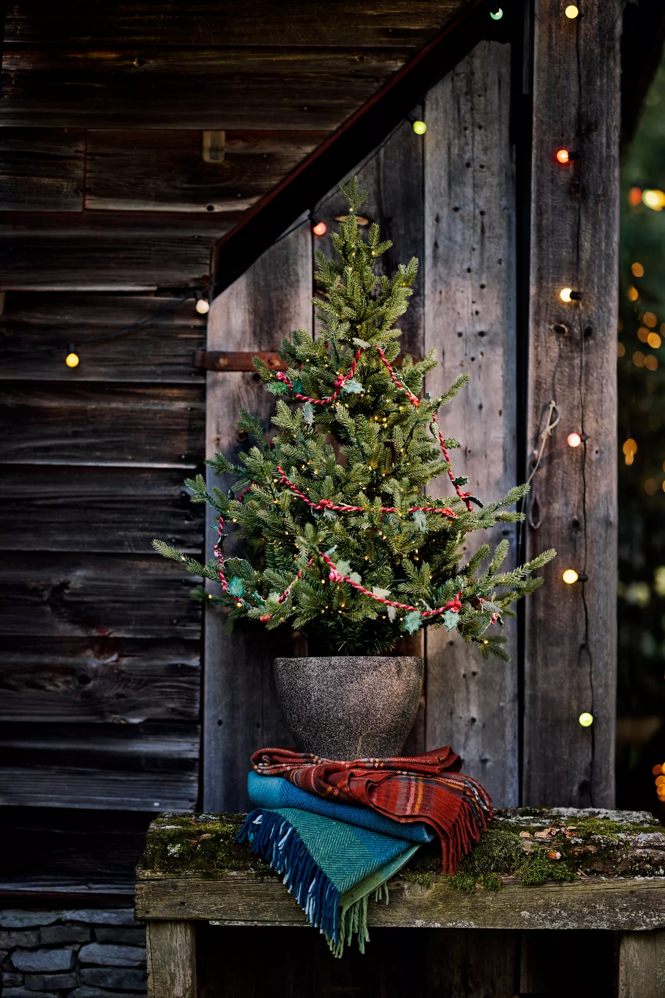 Terrain Holly Sprig Fabric Garland - thumbnail 4
