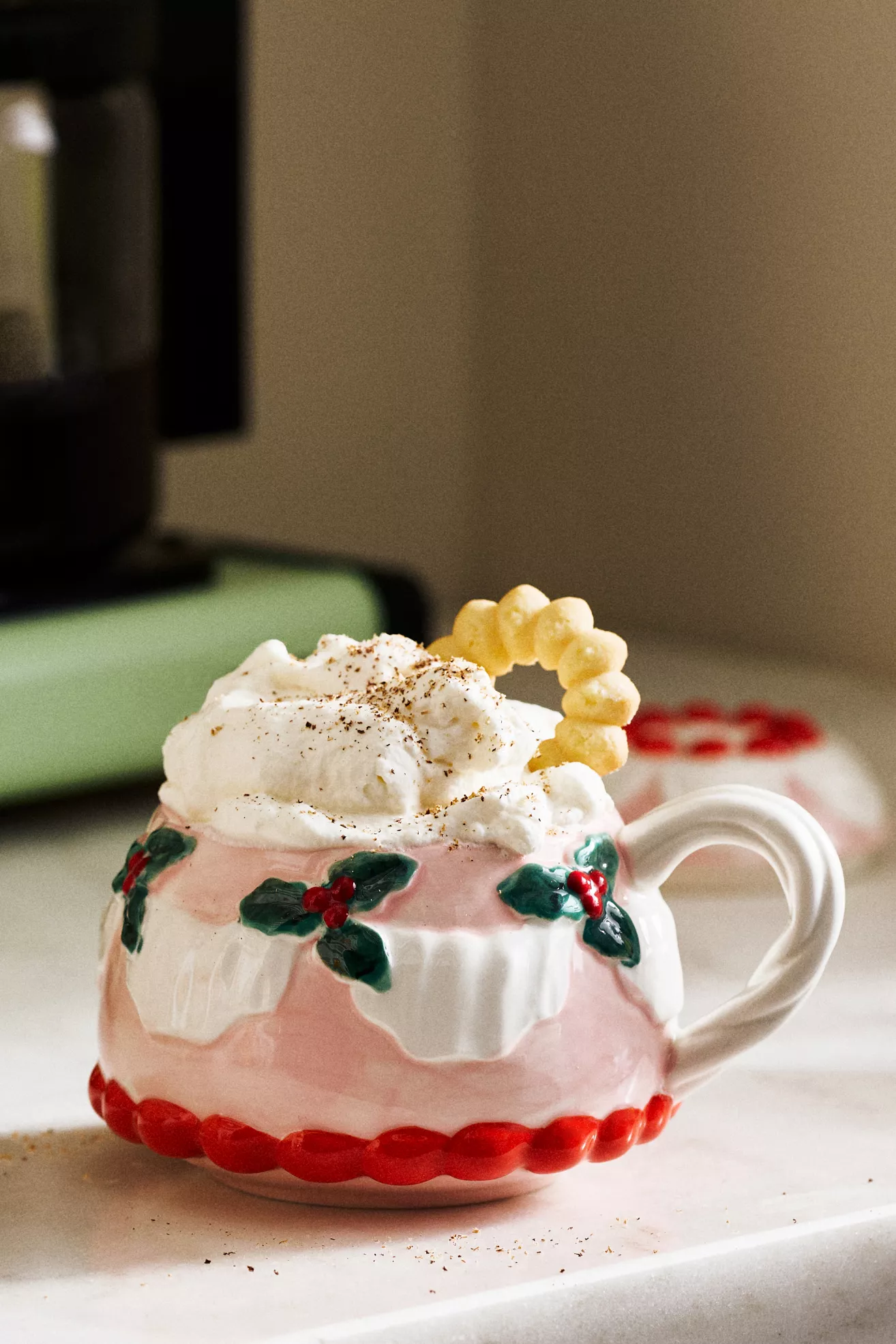 Patisserie Stoneware Lidded Mug