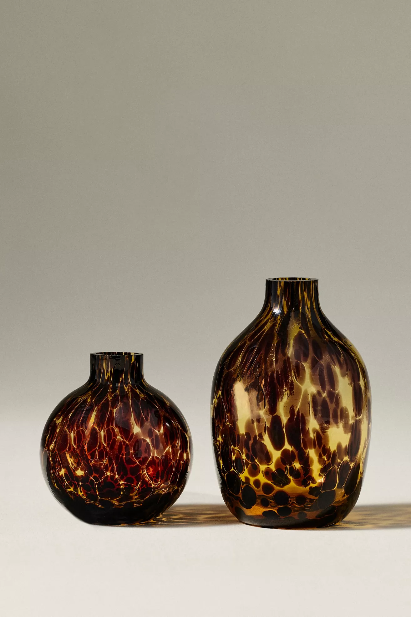 Mini Tortoise Bud Vases, Set of 2 - thumbnail 2