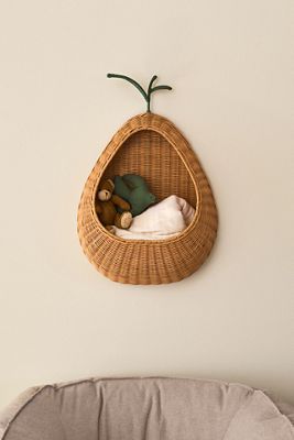 Braided Fruit Hanging Wall Pocket