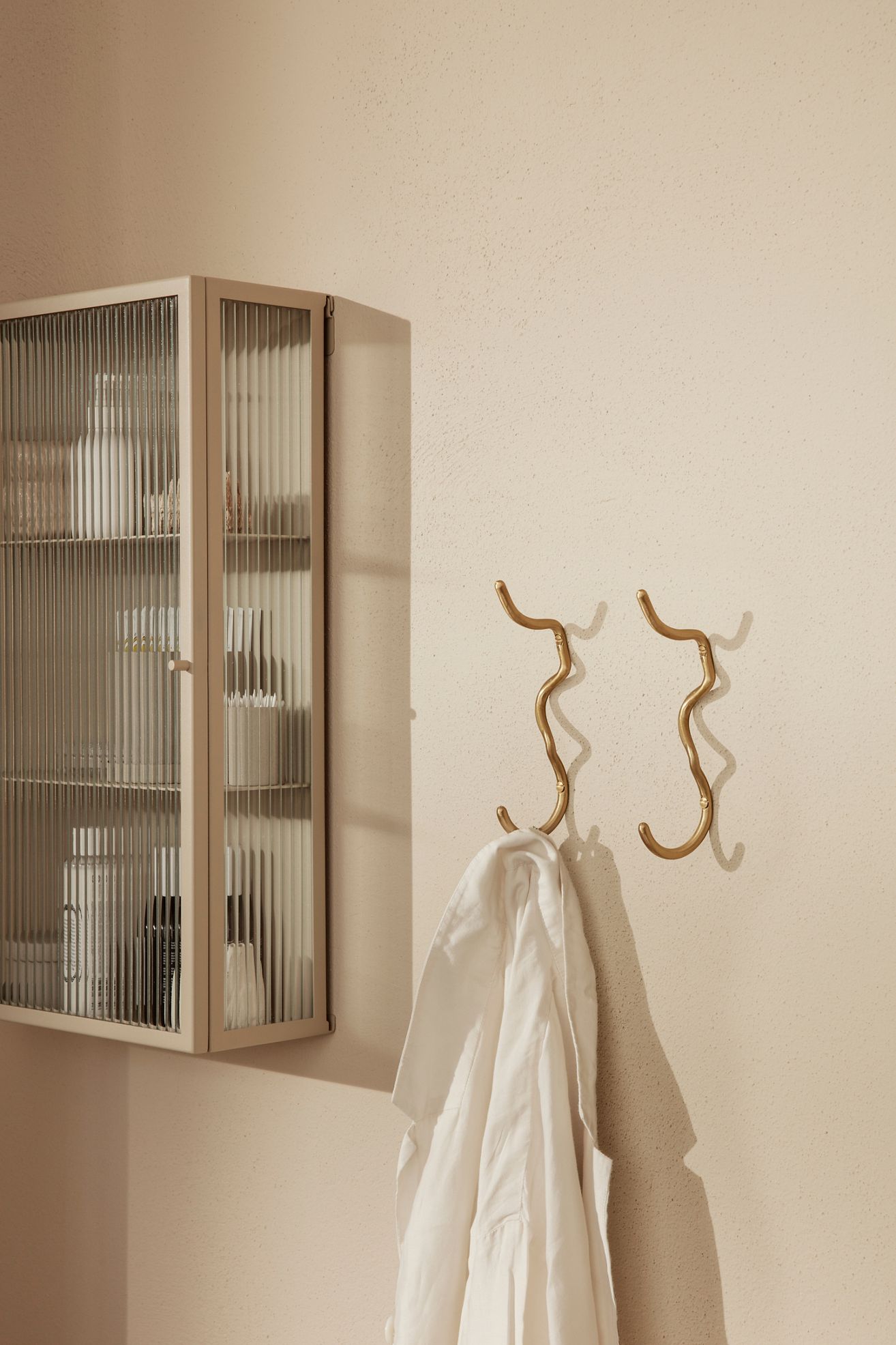 Curvature Brass Hook - Brass, One Size