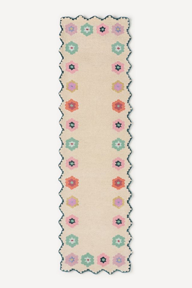 Mildred Tufted Wool Scalloped-Edge Rug #3