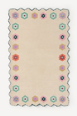 Mildred Tufted Wool Scalloped-Edge Rug
