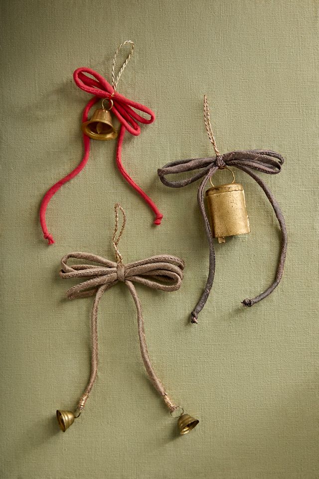 Bow + Bell Ornament, Narrow Ribbon #1