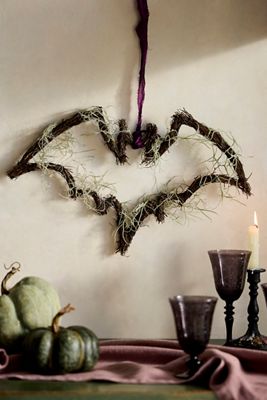 Vine Bat Wreath