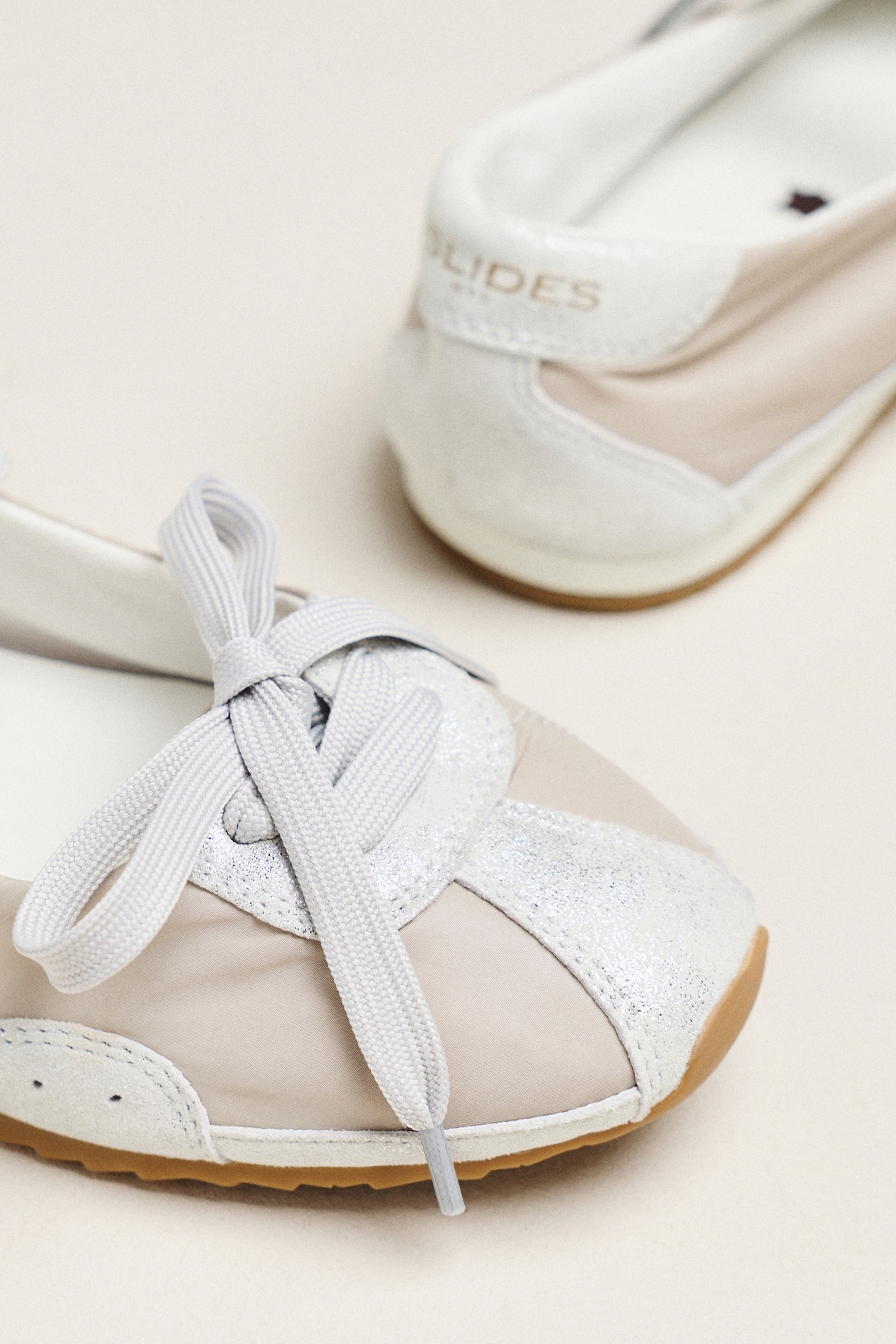 J Slides Pavia Mary Jane Sneakers