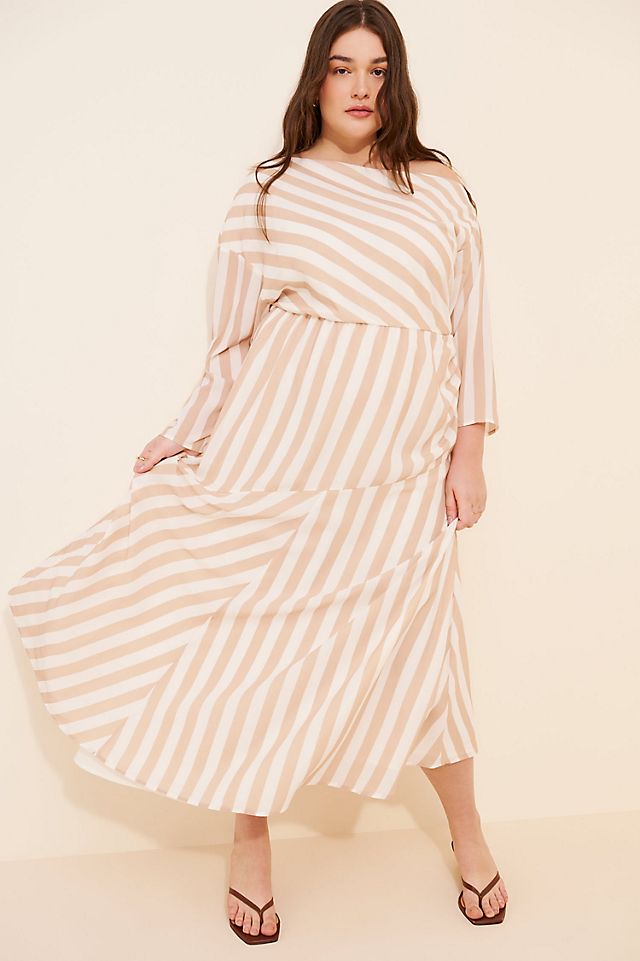 eloquii dress Women's Plus Size Sleeve Open Back Midi subtle draping ELOQUII Plisse Open Sleeve Dress
