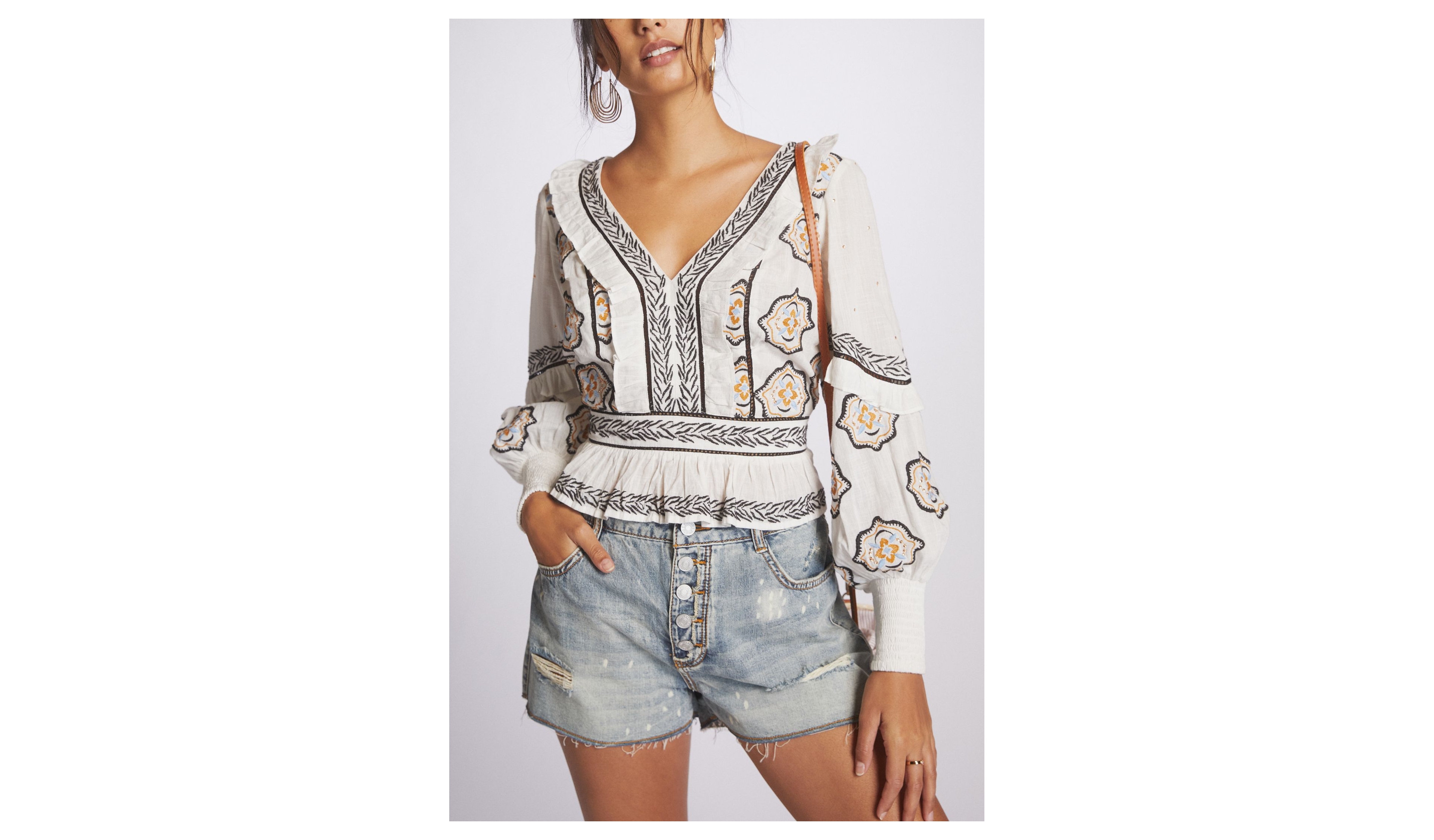 Pilcro The Low-Slung Cut-Off Denim Shorts