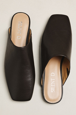 Silent D Lorrie Mule Flats In Brown