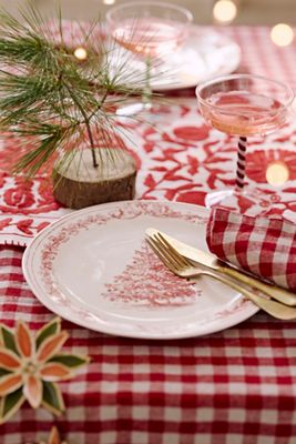 Terrain Red Tannenbaum Stoneware Dinner Plate