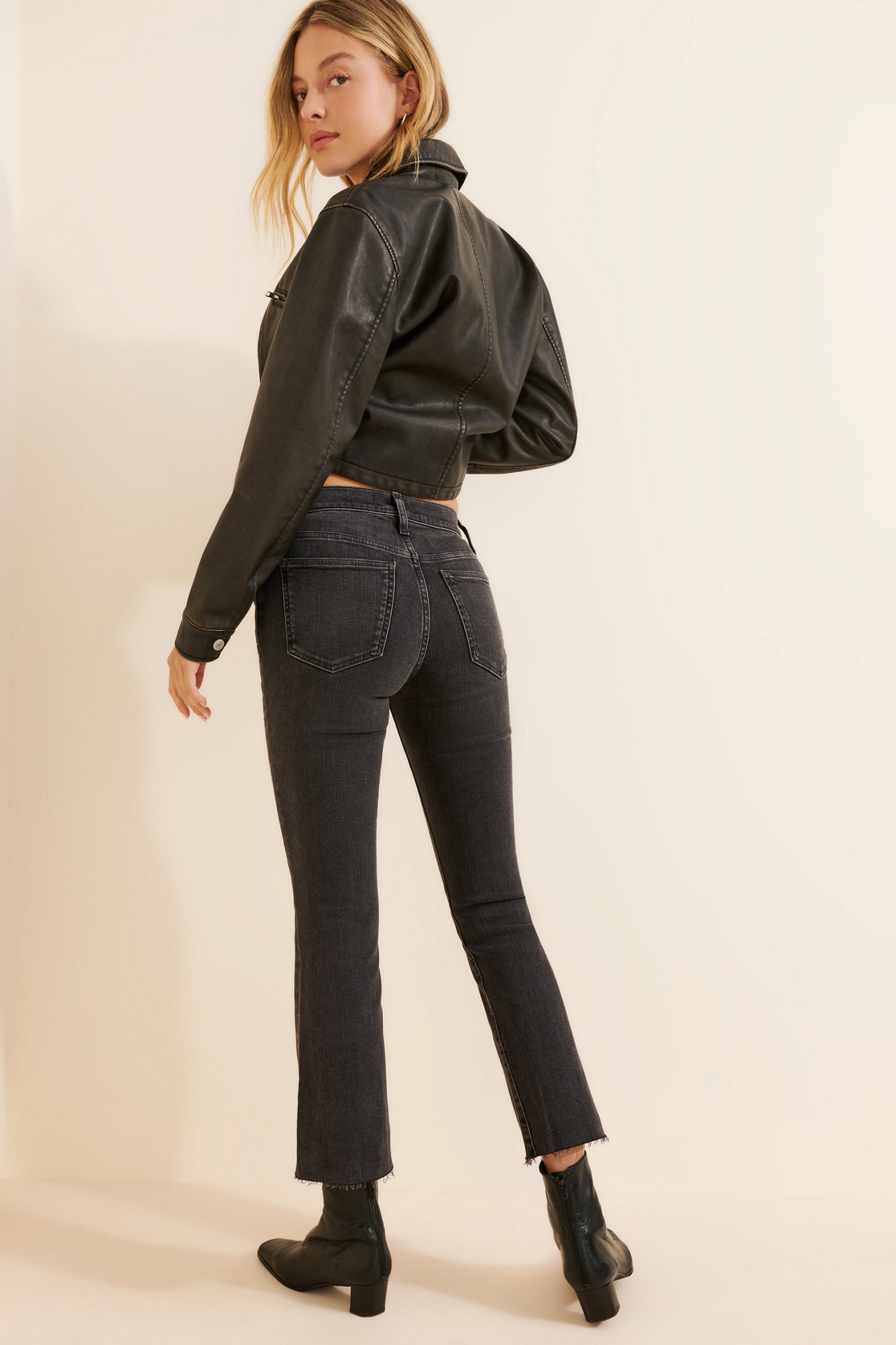 Madewell Kick Out Crop Jeans