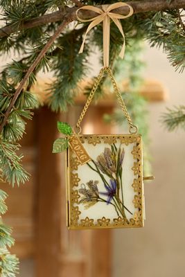 Terrain 2026 Brass Picture Frame Ornament
