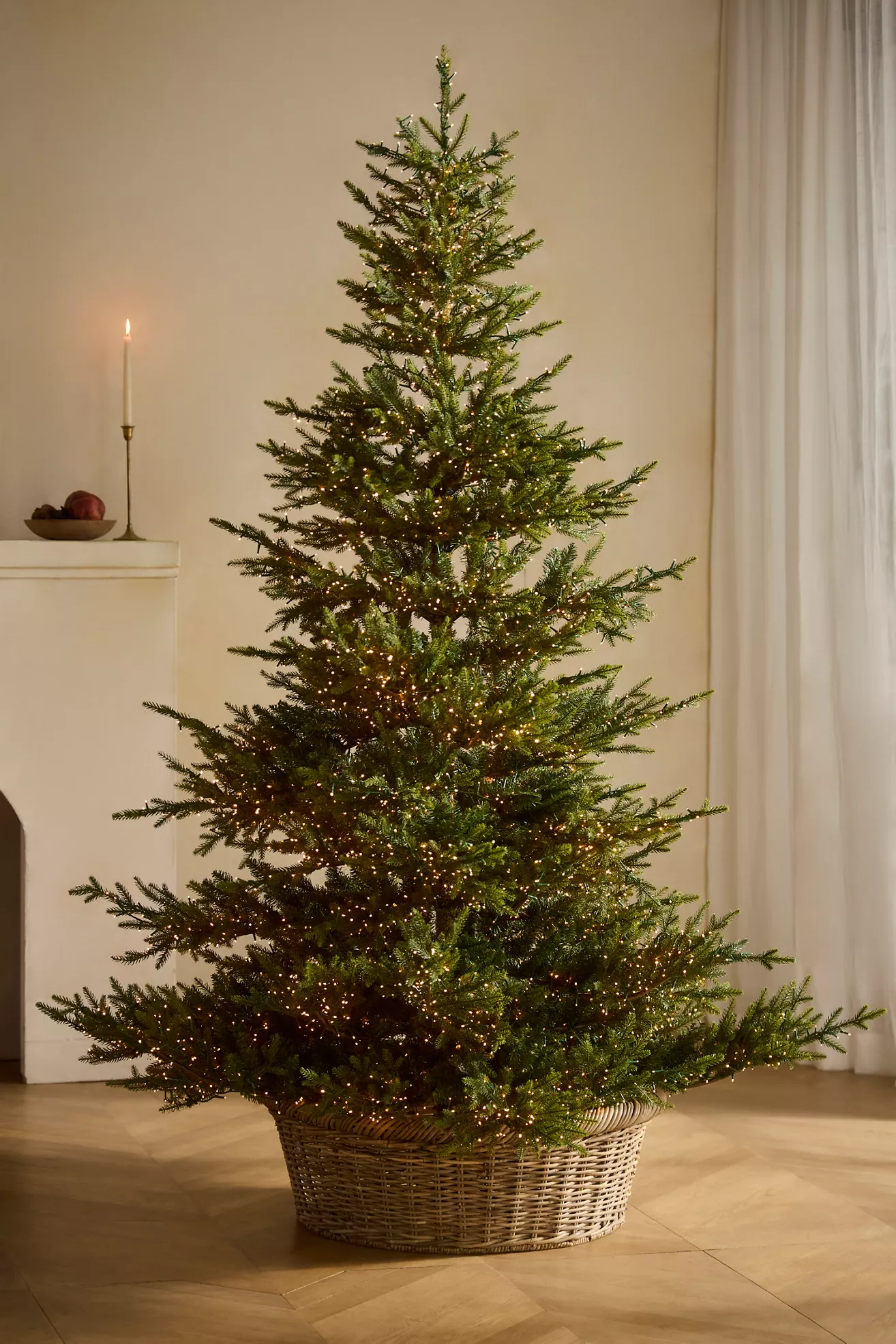 Terrain Rolled Rim Woven Rattan Tree Skirt