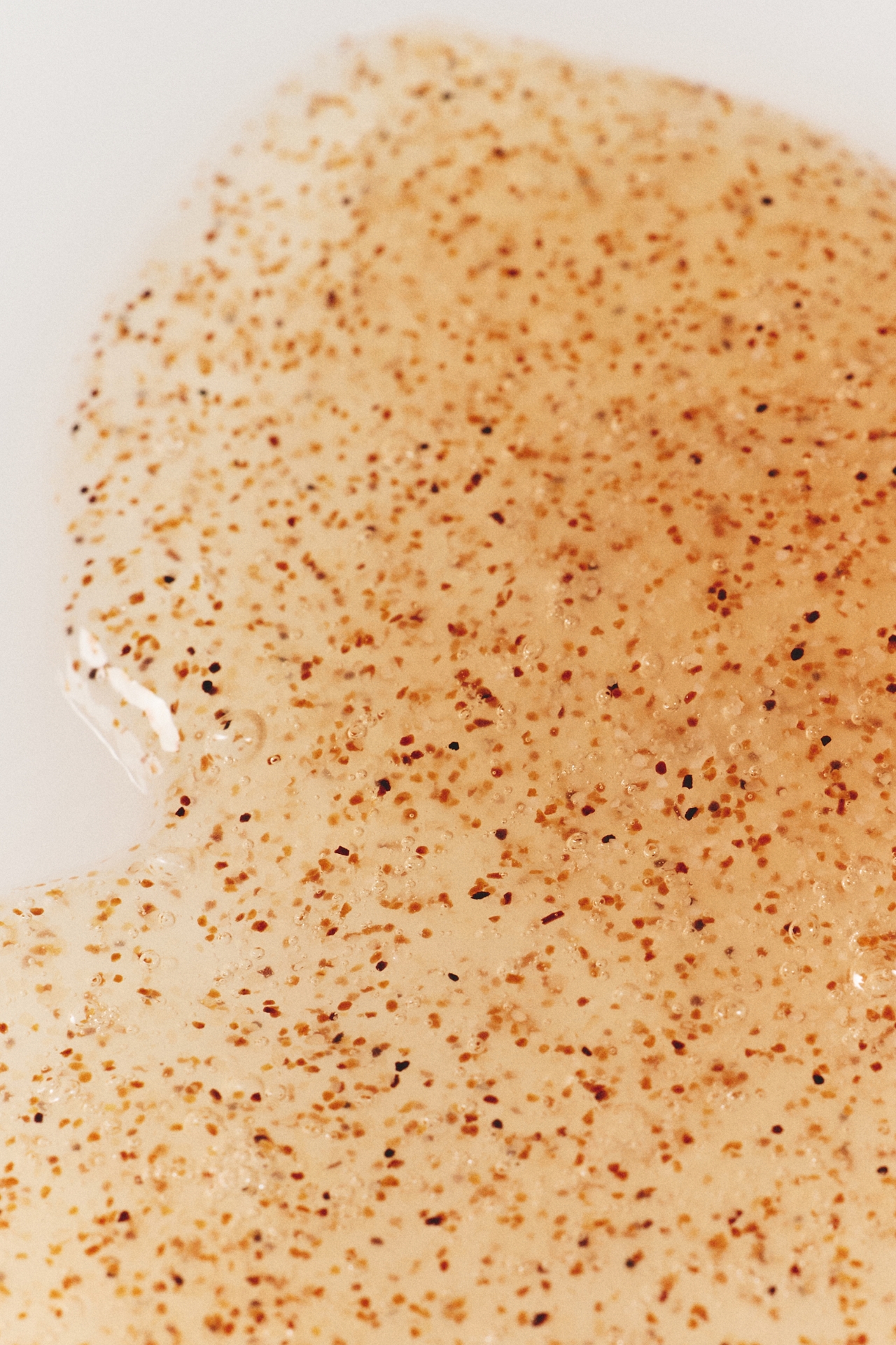 L'Occitane Almond Exfoliating Shower Gel