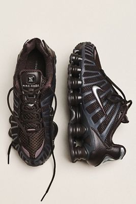 Nike Shox TL Sneakers