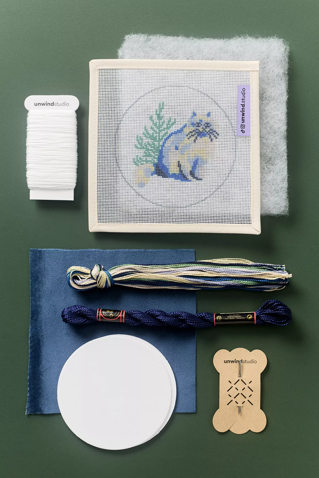 Needlepoint Ornament Kit - thumbnail 2