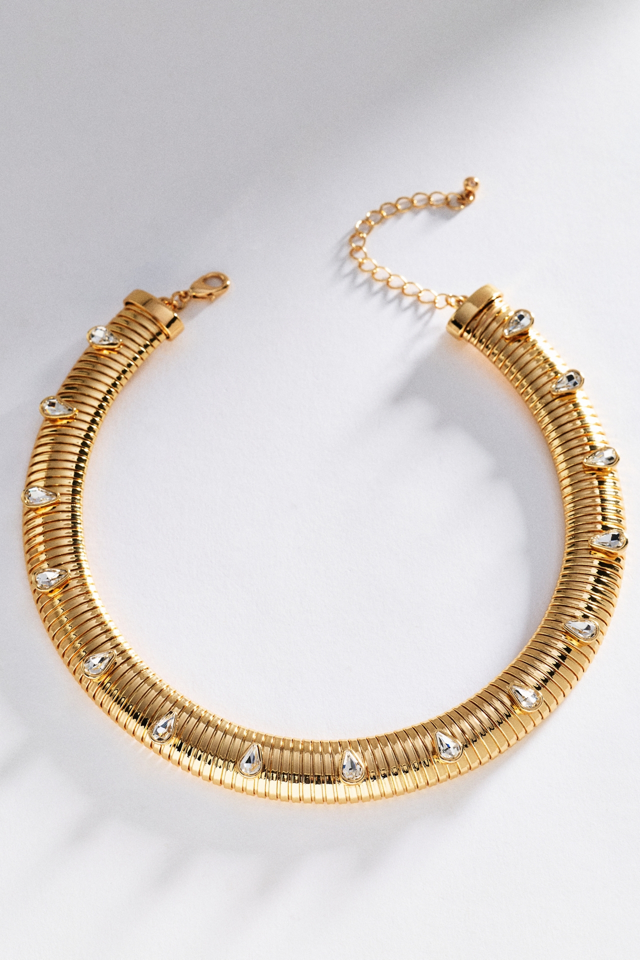 Ribbed Crystal Collar Necklace