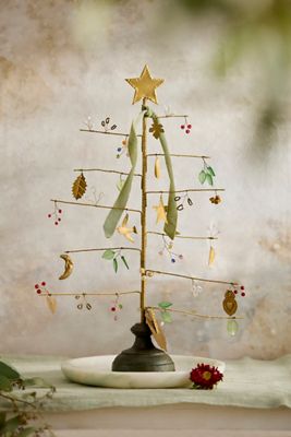 Holiday Wishing Tree