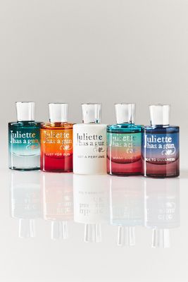 Juliette Has A Gun Deluxe Miniature Set