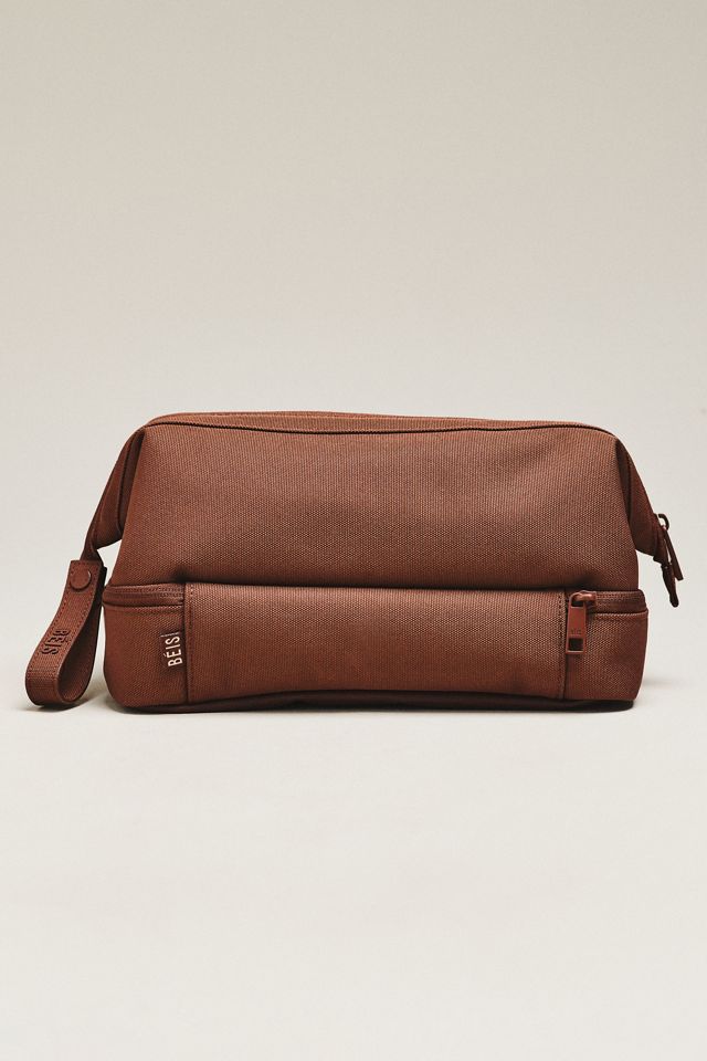 BÉIS The Dopp Kit #1