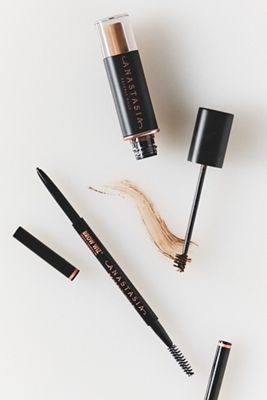 Anastasia Beverly Hills Ultimate Brow Essentials Kit 