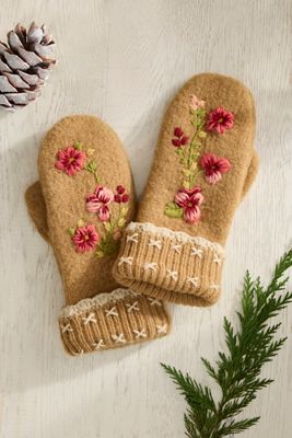 Floral Embroidered Mittens