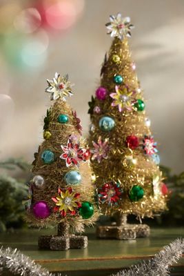 Terrain Reflector Tinsel Tree