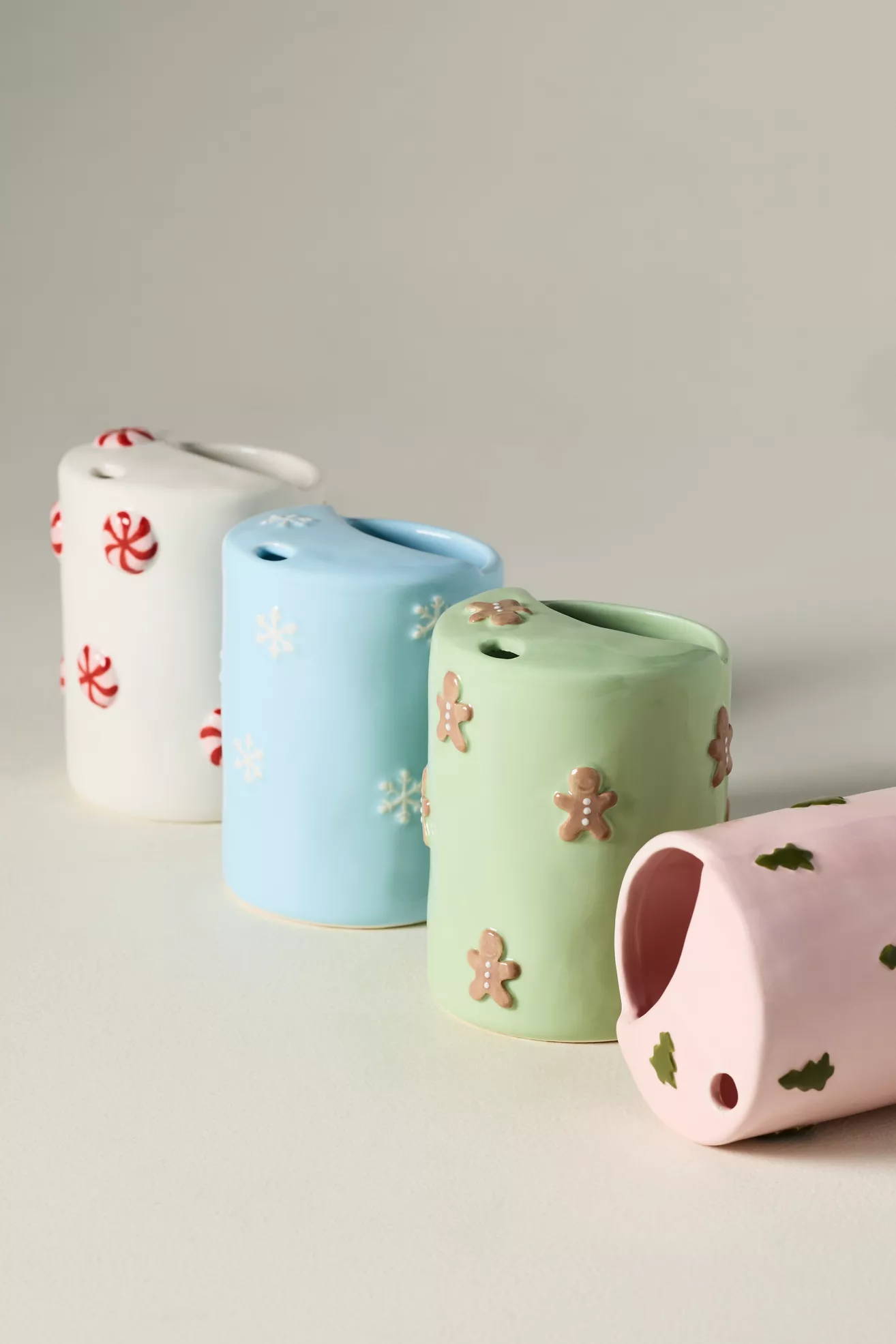 Holiday Icon Porcelain Demi Sipper - thumbnail 5