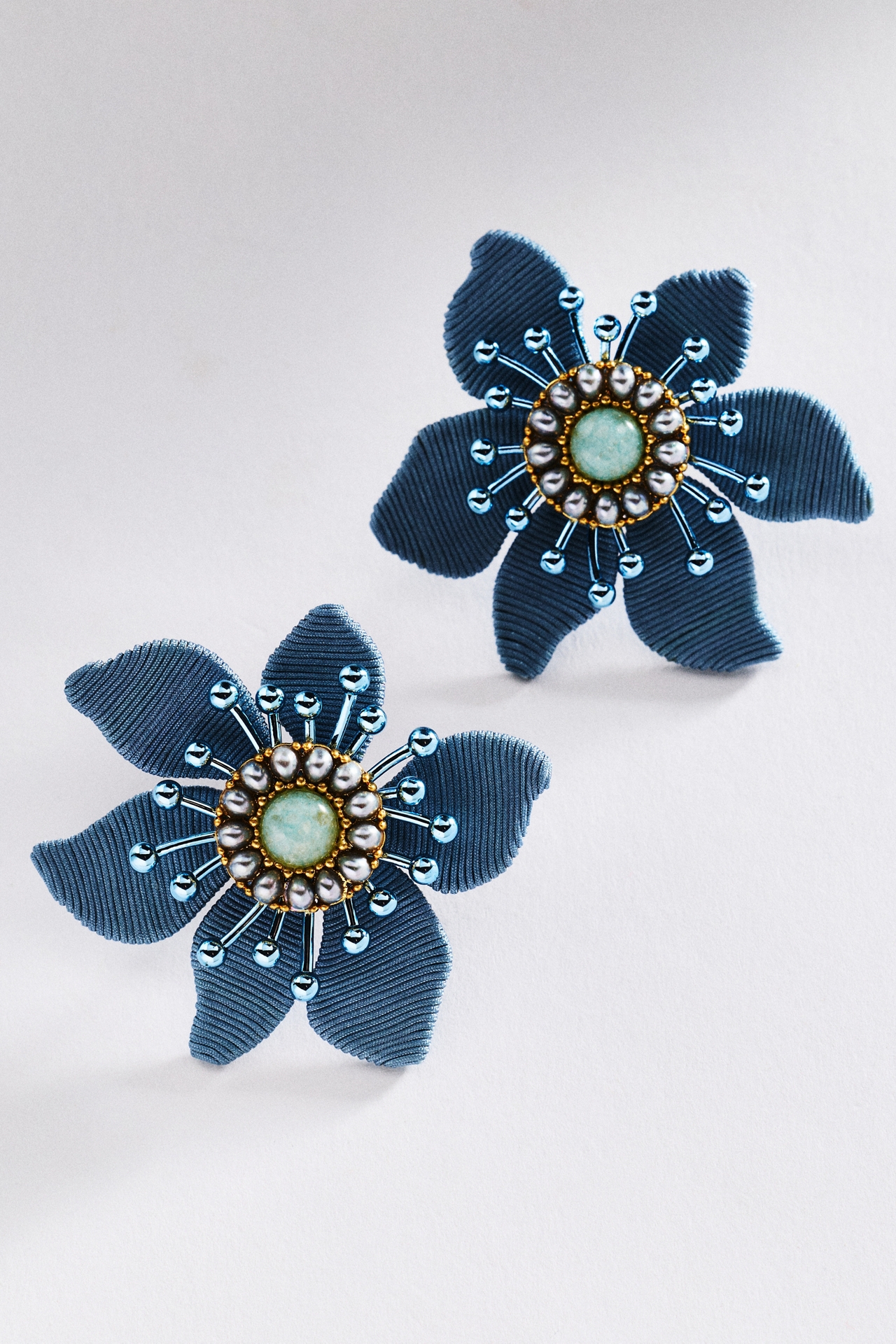 Loren Hope Prescott Flower Earrings