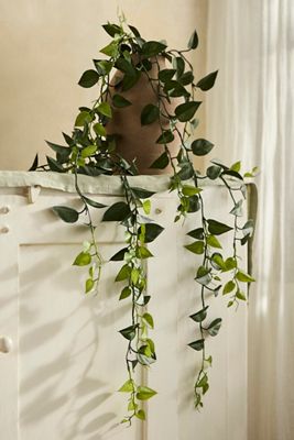 Faux Hanging Vine Spray