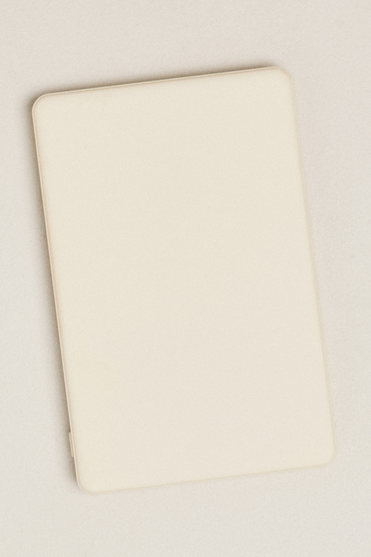 Posh Tech Ultra Slim Magnetic Power Bank