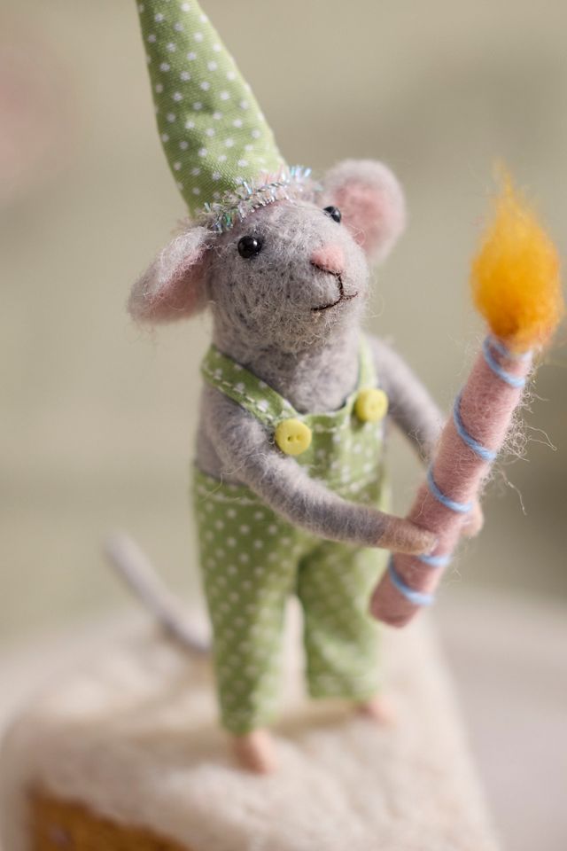 Cake Slice Mouse Felt Critter #1
